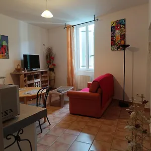 Charmant Appartement Salavas